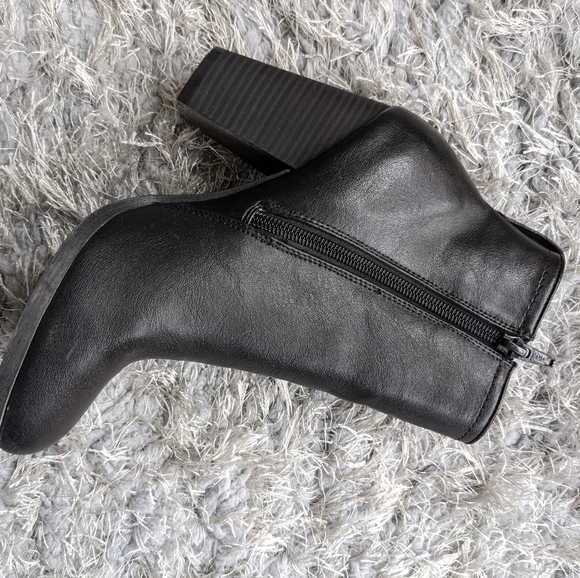 Call It Spring Shoes - Heeled black boots